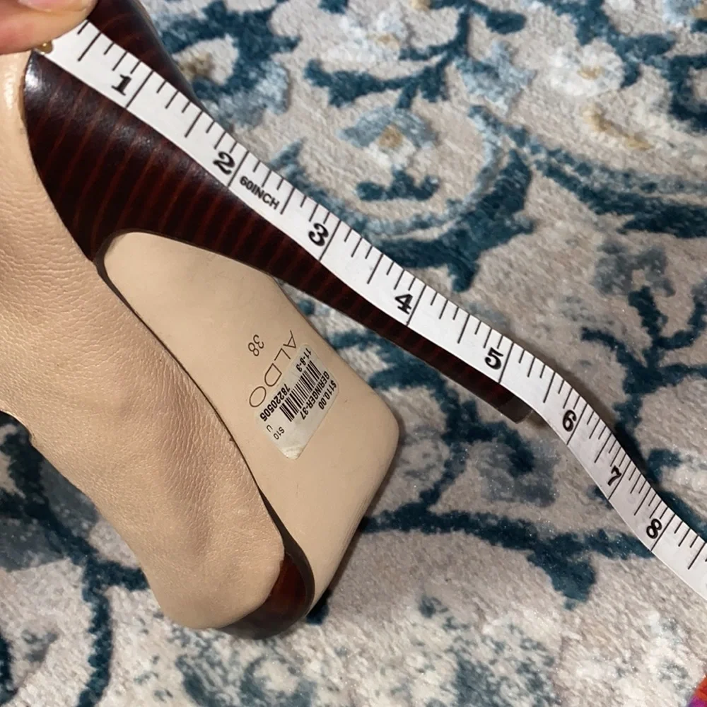 Beautiful Leather Strappy Heel’s by Aldo - Picture 9 of 10